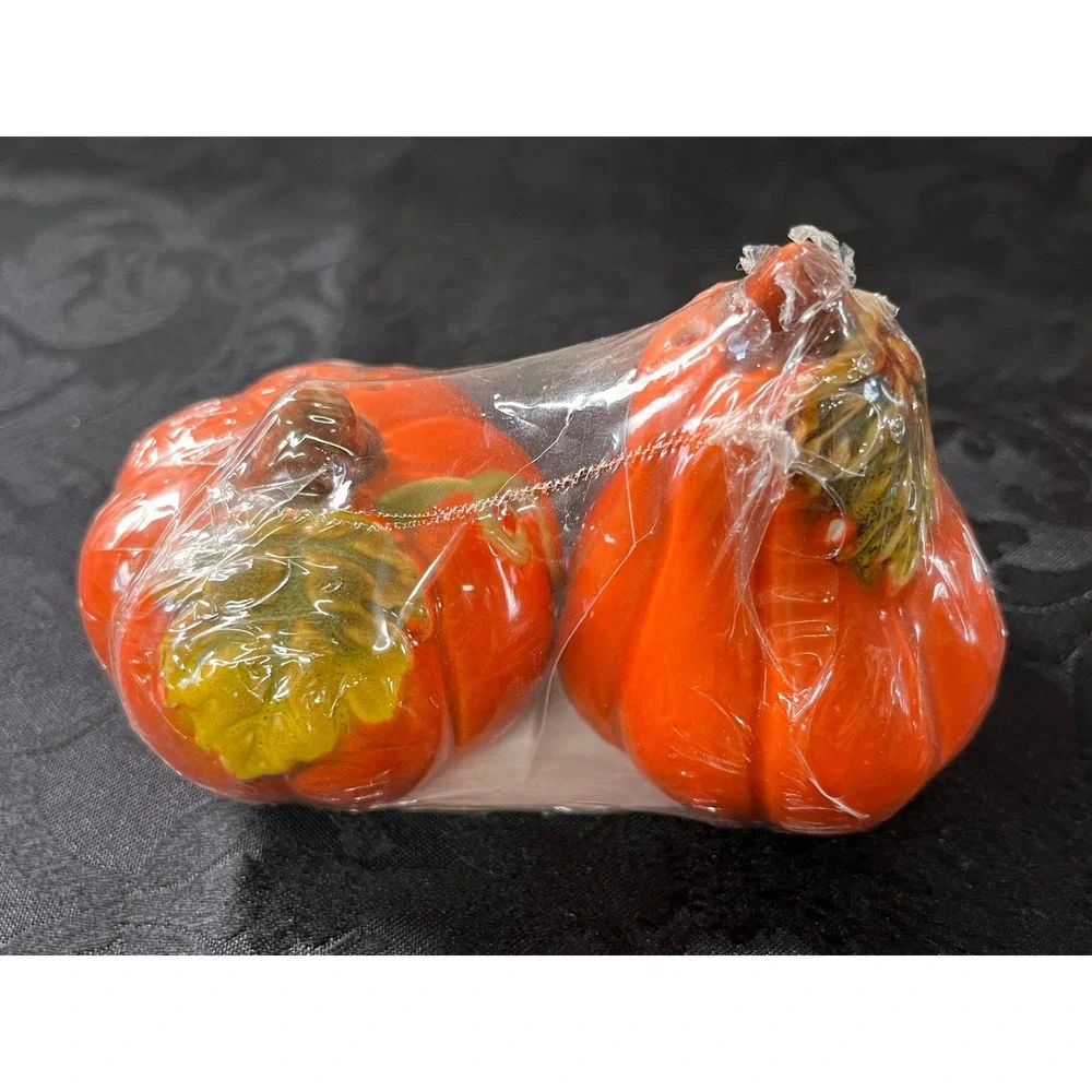 Unbranded ceramic salt